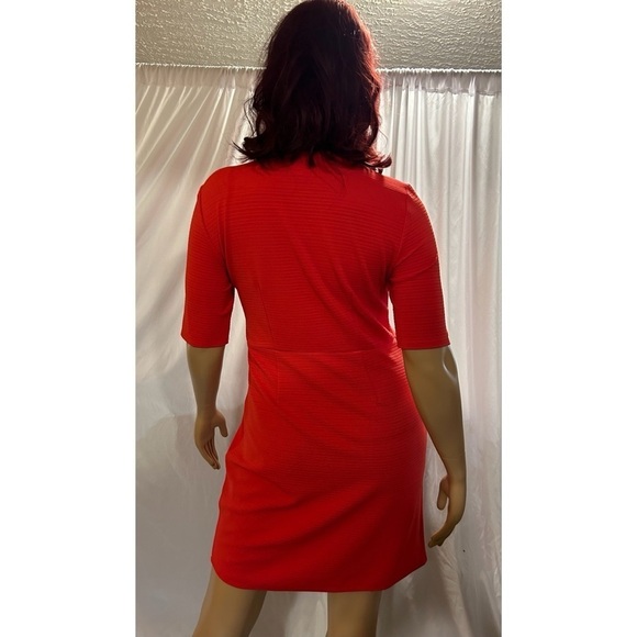 Wisp Casual Dress - Picture 2 of 3